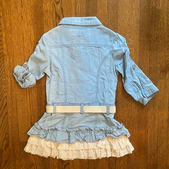 Guess Little Girl Belted Denim and Lace Dress size: 4 - Picture 8 of 15